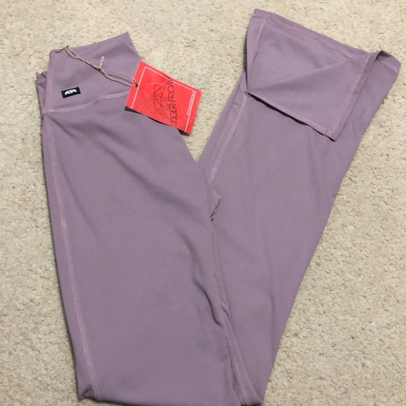 Tiger Friday Shirley Split Flare Leggings in Gorgeous Lily & Lavender Adult Med - Picture 6 of 7